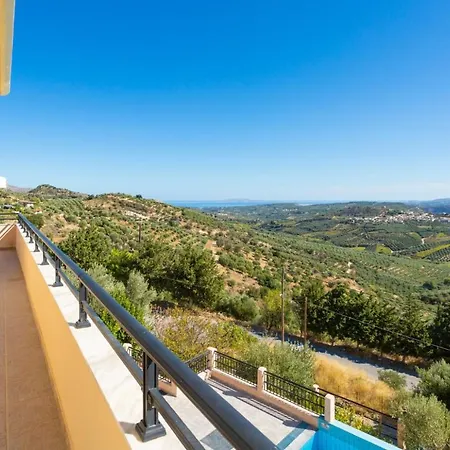 Zeus Villa