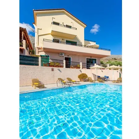 Zeus Villa Kato Loutraki (Crete)